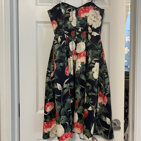 Boutique 1861 Enenra Dress - Picture 3 of 5